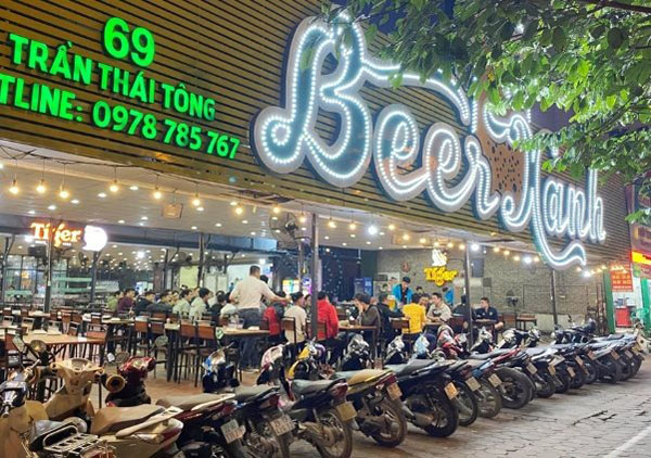 Mẫu bảng hiệu qu&aacute;n nhạu Beer Xanh