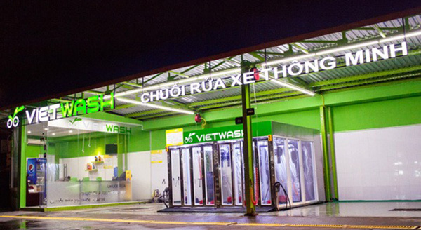 Mẫu biển quảng c&aacute;o rửa xe Viet Wash