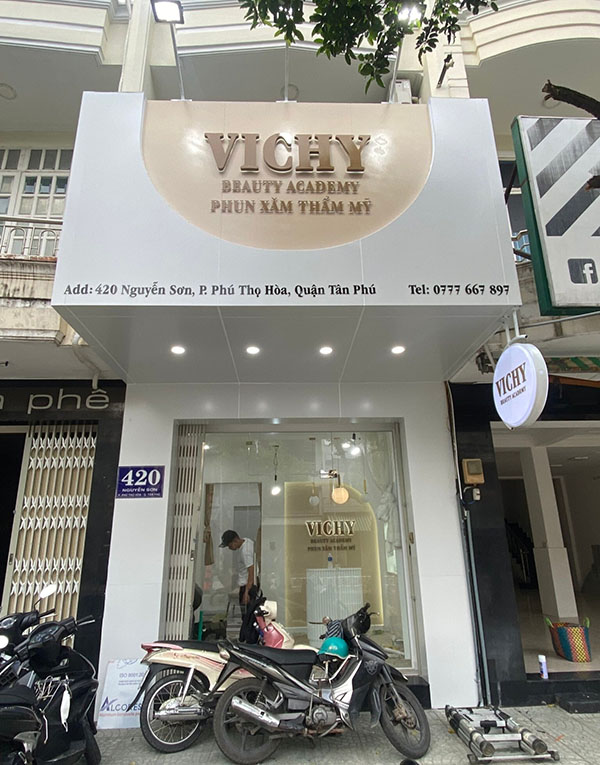 Thu c&ocirc;ng mặt dựng Alu tại phường Ph&uacute; Thọ H&ograve;a - quận T&acirc;n Ph&uacute;