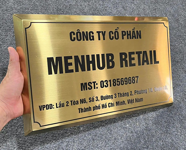 Mẫu bảng hiệu công ty bằng Inox 304 nổi khối