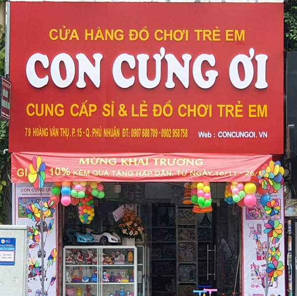 Mẫu bảng hiệu cửa hàng đồ chơi đẹp, thu hút các bé