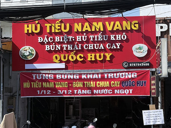 Mẫu bảng hiệu quán hủ tiêu nam vang thương hiệu Quốc Huy