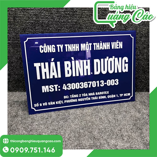 Địa Chỉ Làm Bảng Hiệu Mica Dán Decal Giá Rẻ Tại TPHCM