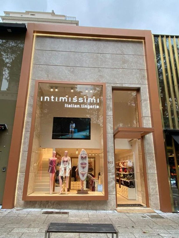 Thiết kế bảng hiệu shop quần áo đẹp, chuyên nghiệp