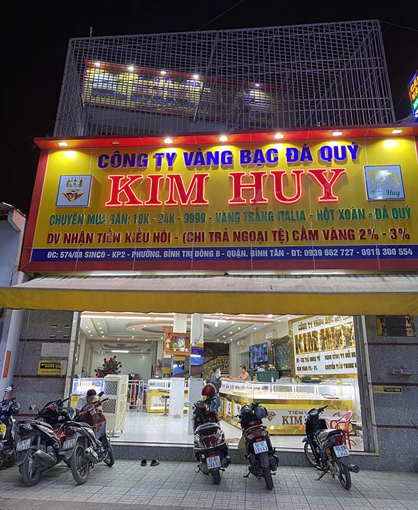 Mẫu bảng hiệu tiệm vàng bạc đá quý Kim Huy