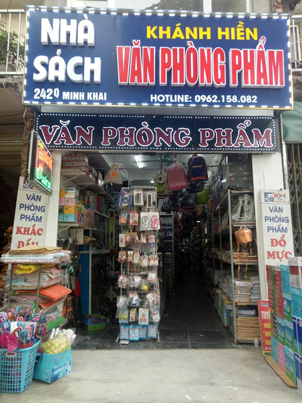 Mẫu bảng hiệu văn phòng phẩm thi công gần trường học