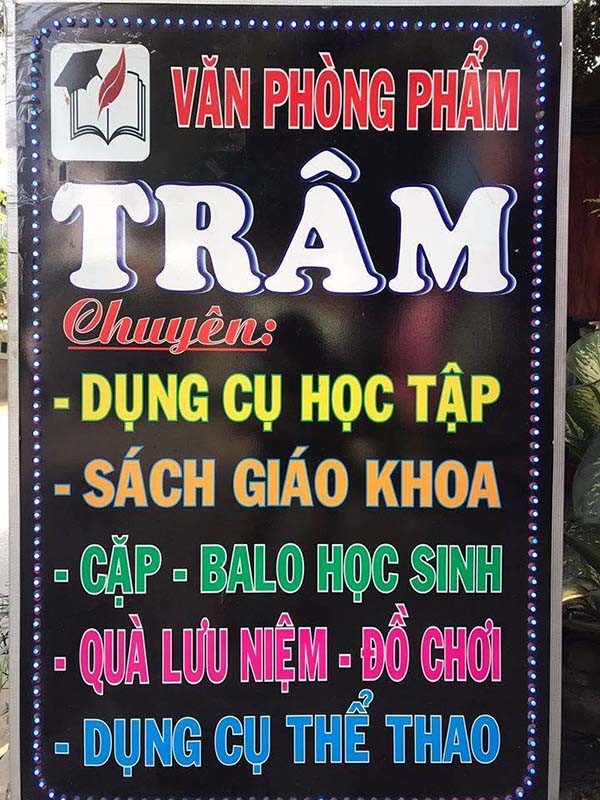 Mẫu bảng hiệu văn phòng phẩm dạng hộp đèn LED thu hút ban đêm