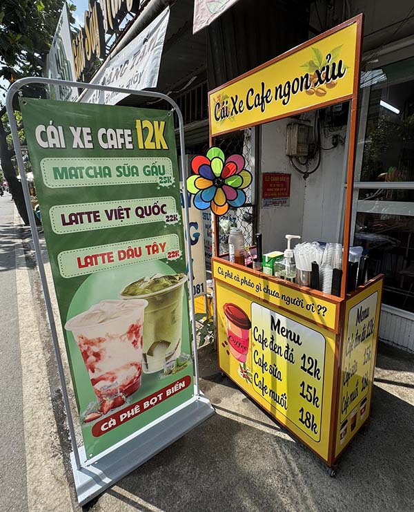 Mẫu bảng hiệu cafe mang đi (take away) đẹp, giá rẻ