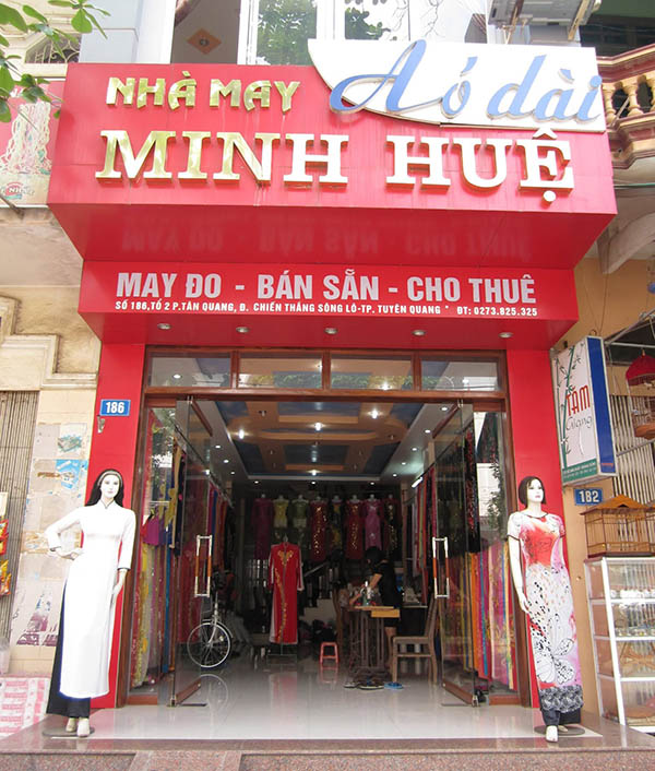 Mẫu bảng hiệu nhà may áo dài Minh Huệ
