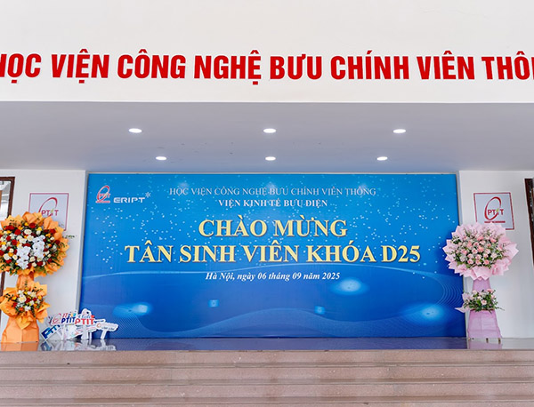 Backdrop chào mưng tân sinh viên đẹp