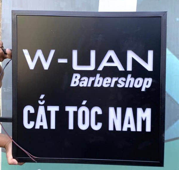 Cận cảnh cấu tạo chi tiết của hộp đèn Alu âm bản