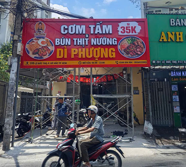 Vị trí lắp đặt bảng hiệu Cơm Tấm Dì Phượng trên đường Lê Đức Thọ, Gò Vấp